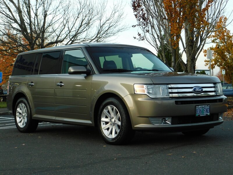 2012 Ford Flex SEL AWD / 3RD SEAT / Leather / 1-OWNER