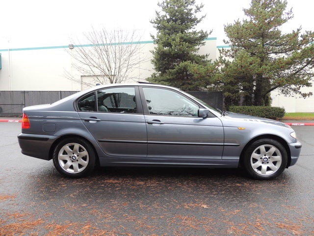2005 BMW 325i/ 4-Door Sedan/ 6Cyl/ Only 62k miles - Photo 4 - Portland, OR 97217