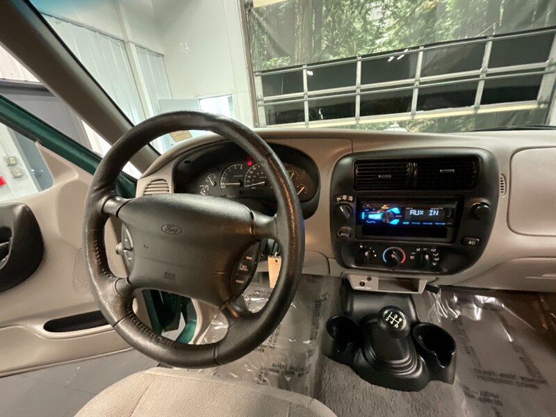 2000 Ford Ranger XLT Extended Cab 4-Door /4X4 / V6 3.0L / 5-SPEED  LOCAL TRUCK / RUST FREE / SUPER CLEAN / 120,000 MILES - Photo 18 - Gladstone, OR 97027