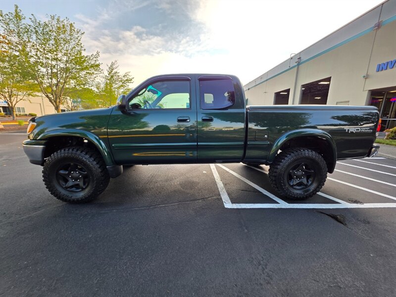 2001 Toyota Tundra SR5 V8 4X4 / TRD OFF ROAD / TIMING BELT + WATER PUMP /BRAND NEW LIFT KIT / BRAND NEW MUD TIRES /123K MILES ONLY - Photo 3 - Portland, OR 97217