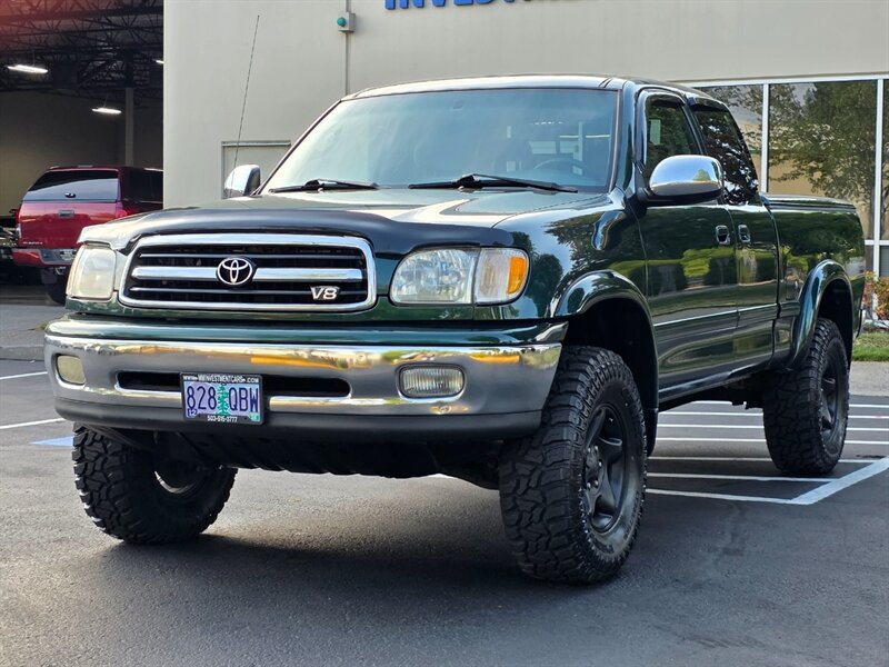 2001 Toyota Tundra SR5 V8 4X4 / TRD OFF ROAD / TIMING BELT + WATER PUMP /BRAND NEW LIFT KIT / BRAND NEW MUD TIRES /123K MILES ONLY - Photo 1 - Portland, OR 97217