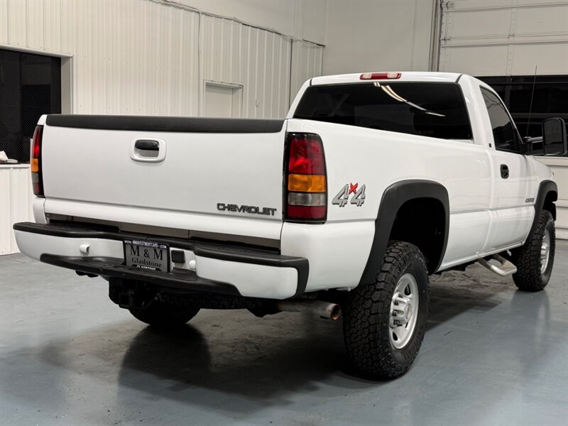 2001 Chevrolet Silverado 2500 2500HD LS Regular Cab 4X4 8.1L V8 / NEW TIRES / LONG BED / ZERO RUST / 136K MILES - Photo 7 - Gladstone, OR 97027