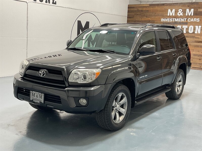 2006 Toyota 4Runner Limited Sport Utility 4.0L V6 / Leather / Sunroof  / Heated Seats / Local RUST FREE - Photo 1 - Gladstone, OR 97027