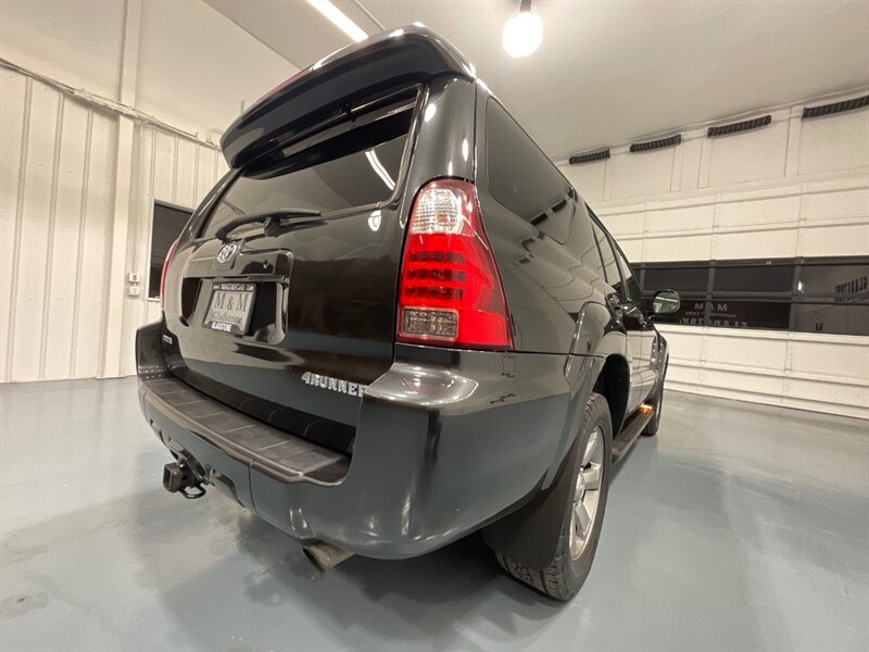 2006 Toyota 4Runner Limited Sport Utility 4.0L V6 / Leather / Sunroof  / Heated Seats / Local RUST FREE - Photo 54 - Gladstone, OR 97027