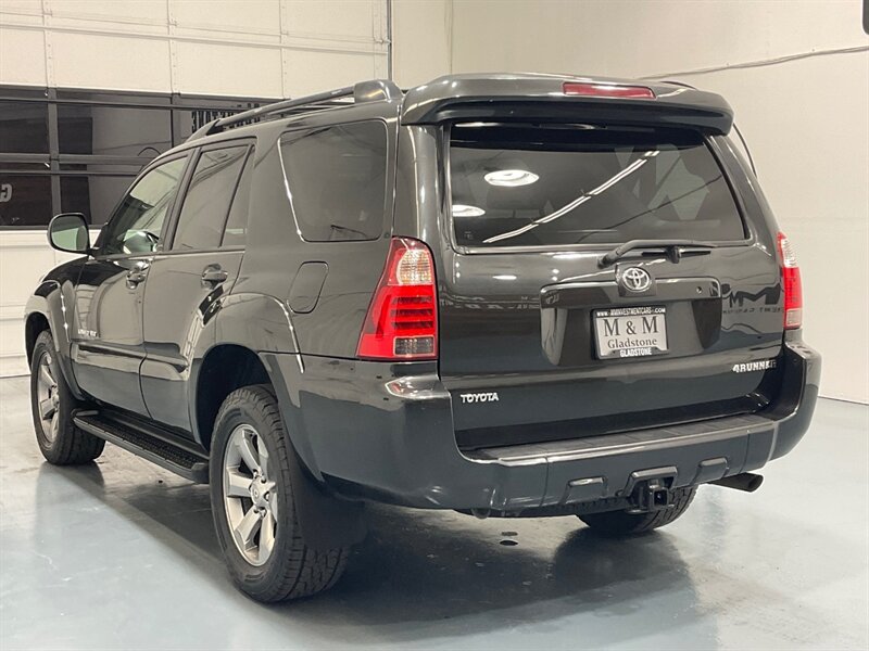 2006 Toyota 4Runner Limited Sport Utility 4.0L V6 / Leather / Sunroof  / Heated Seats / Local RUST FREE - Photo 8 - Gladstone, OR 97027