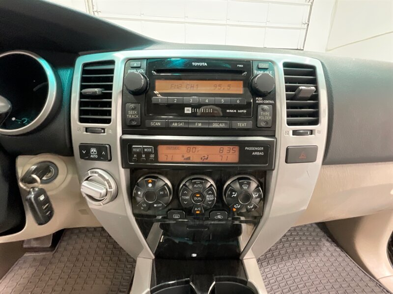 2006 Toyota 4Runner Limited Sport Utility 4.0L V6 / Leather / Sunroof  / Heated Seats / Local RUST FREE - Photo 17 - Gladstone, OR 97027