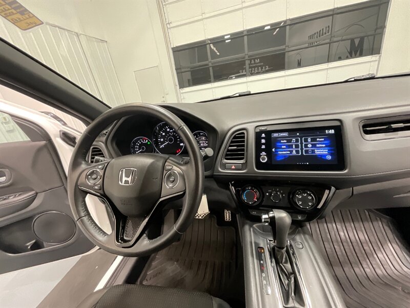 2020 Honda HR-V Sport SUV AWD / 4Cyl / Backup Cam / 40,000 MILES  / LOCAL SUV - Photo 17 - Gladstone, OR 97027