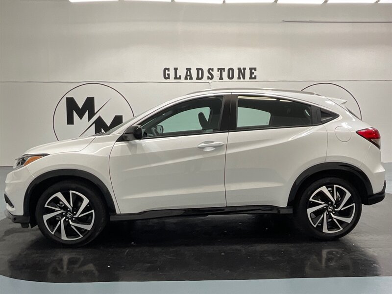 2020 Honda HR-V Sport SUV AWD / 4Cyl / Backup Cam / 40,000 MILES  / LOCAL SUV - Photo 3 - Gladstone, OR 97027