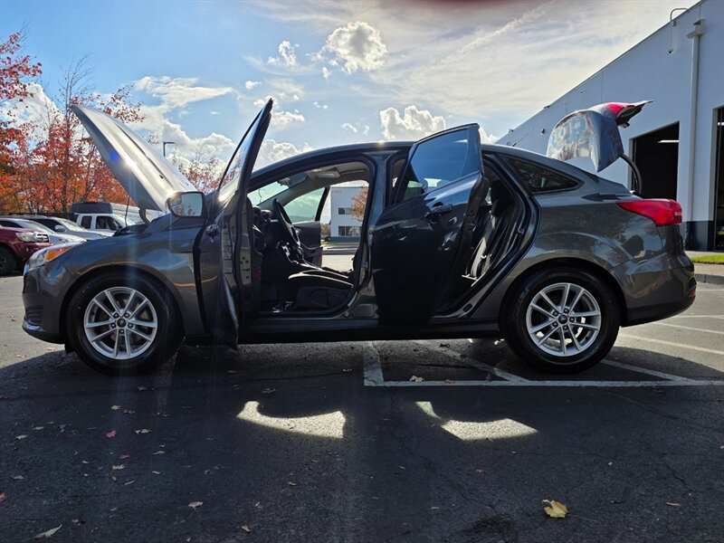 2018 Ford Focus SE BACK-UP CAM / PARK SENSORS / BLIND SPOT MONITOR / LOCAL FRESH TRADE-IN / EXCELLENT CONDITION - Photo 23 - Portland, OR 97217