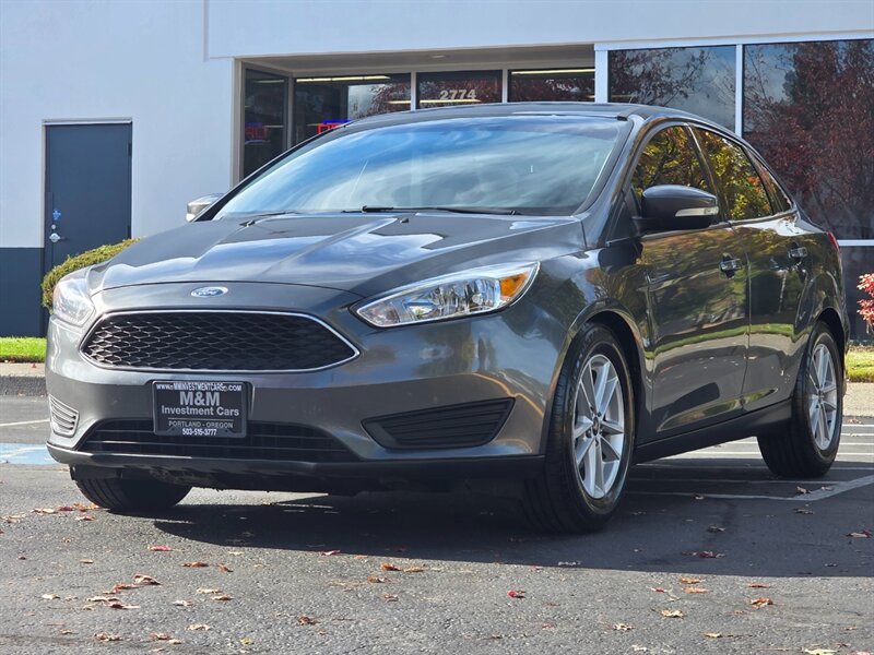 2018 Ford Focus SE BACK-UP CAM / PARK SENSORS / BLIND SPOT MONITOR / LOCAL FRESH TRADE-IN / EXCELLENT CONDITION - Photo 1 - Portland, OR 97217