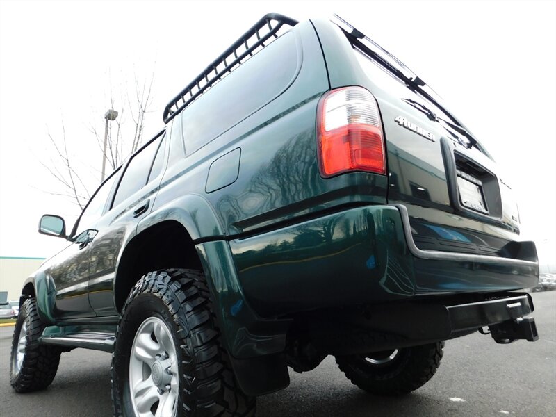 2001 Toyota 4Runner 4X4 / V6 CENTER LOCK / TIMING BELT DONE / LIFTED !   - Photo 12 - Portland, OR 97217