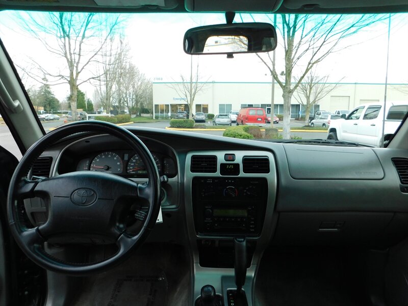 2001 Toyota 4Runner 4X4 / V6 CENTER LOCK / TIMING BELT DONE / LIFTED !   - Photo 18 - Portland, OR 97217