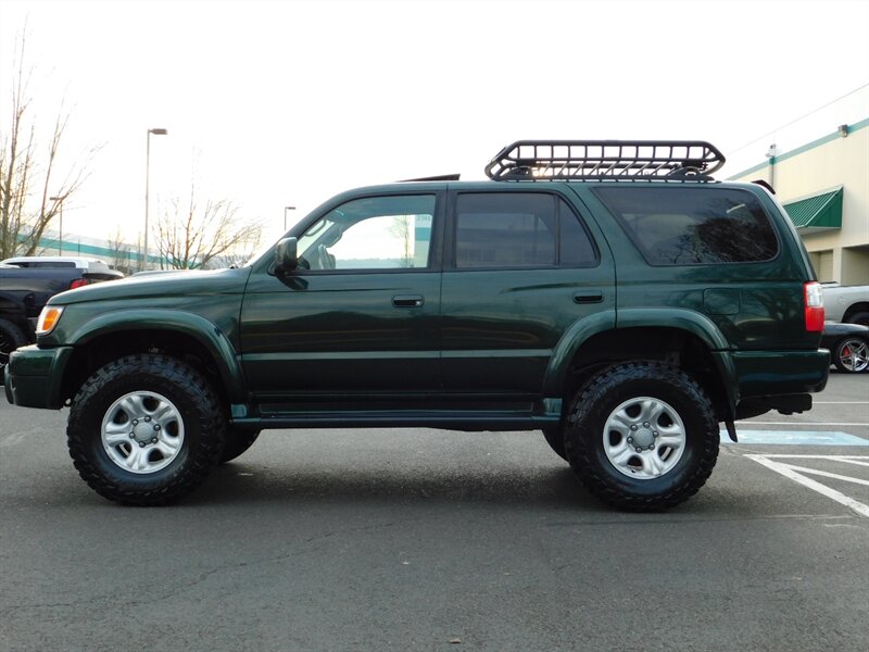 2001 Toyota 4Runner 4X4 / V6 CENTER LOCK / TIMING BELT DONE / LIFTED !   - Photo 3 - Portland, OR 97217