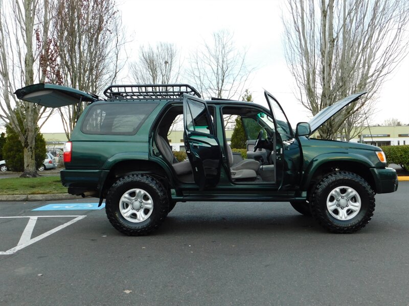 2001 Toyota 4Runner 4X4 / V6 CENTER LOCK / TIMING BELT DONE / LIFTED !   - Photo 22 - Portland, OR 97217