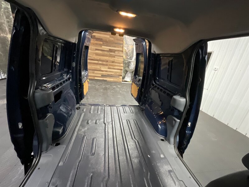 2013 Ford Transit Connect Cargo Van /2nd Sliding door /1-Owner /71,000 MILES  LOCAL OREGON VAN / Excel Cond / CARGO VAN - Photo 16 - Gladstone, OR 97027