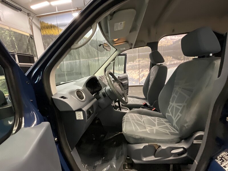 2013 Ford Transit Connect Cargo Van /2nd Sliding door /1-Owner /71,000 MILES  LOCAL OREGON VAN / Excel Cond / CARGO VAN - Photo 18 - Gladstone, OR 97027