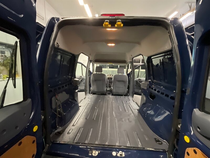 2013 Ford Transit Connect Cargo Van /2nd Sliding door /1-Owner /71,000 MILES  LOCAL OREGON VAN / Excel Cond / CARGO VAN - Photo 11 - Gladstone, OR 97027