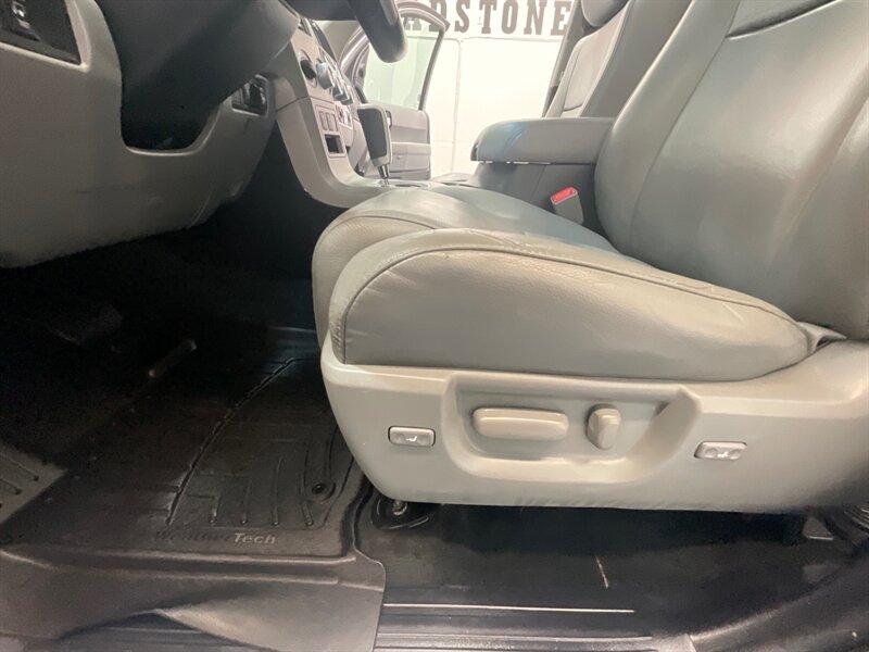 2015 Toyota Sequoia Limited Sport Utility 4X4 / 5.7L V8 / 85K MILES  / LOCAL SUV w. ZERO RUST / Leather Heated Seats / Sunroof / Navigation & Backup Camera / - Photo 41 - Gladstone, OR 97027