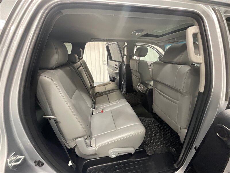 2015 Toyota Sequoia Limited Sport Utility 4X4 / 5.7L V8 / 85K MILES  / LOCAL SUV w. ZERO RUST / Leather Heated Seats / Sunroof / Navigation & Backup Camera / - Photo 13 - Gladstone, OR 97027