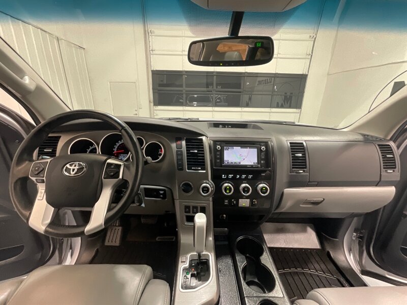 2015 Toyota Sequoia Limited Sport Utility 4X4 / 5.7L V8 / 85K MILES  / LOCAL SUV w. ZERO RUST / Leather Heated Seats / Sunroof / Navigation & Backup Camera / - Photo 36 - Gladstone, OR 97027