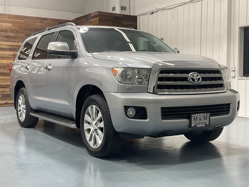 2015 Toyota Sequoia Limited Sport Utility 4X4 / 5.7L V8 / 85K MILES  / LOCAL SUV w. ZERO RUST / Leather Heated Seats / Sunroof / Navigation & Backup Camera / - Photo 70 - Gladstone, OR 97027