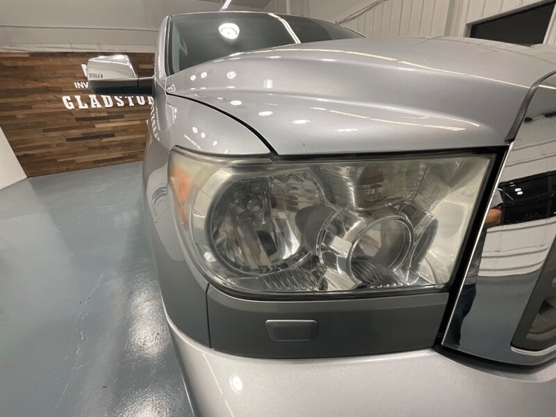 2015 Toyota Sequoia Limited Sport Utility 4X4 / 5.7L V8 / 85K MILES  / LOCAL SUV w. ZERO RUST / Leather Heated Seats / Sunroof / Navigation & Backup Camera / - Photo 27 - Gladstone, OR 97027