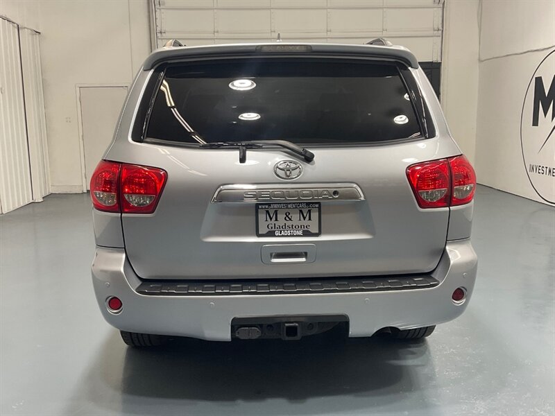 2015 Toyota Sequoia Limited Sport Utility 4X4 / 5.7L V8 / 85K MILES  / LOCAL SUV w. ZERO RUST / Leather Heated Seats / Sunroof / Navigation & Backup Camera / - Photo 6 - Gladstone, OR 97027
