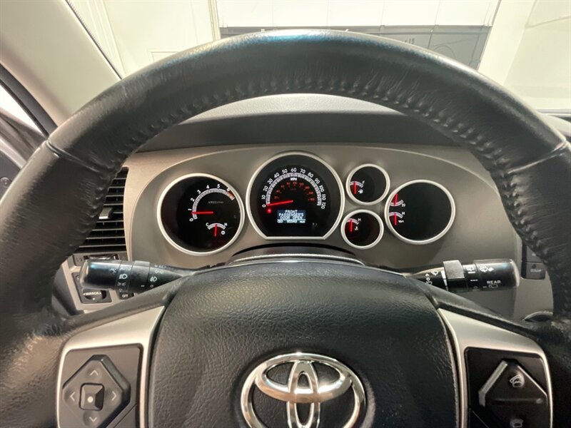 2015 Toyota Sequoia Limited Sport Utility 4X4 / 5.7L V8 / 85K MILES  / LOCAL SUV w. ZERO RUST / Leather Heated Seats / Sunroof / Navigation & Backup Camera / - Photo 53 - Gladstone, OR 97027