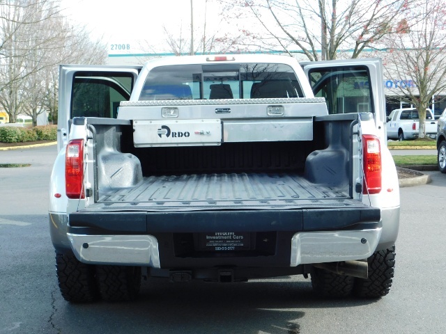 2011 Ford F-350 Super Duty Lariat / Dually / 4WD/ 6.7L DIESEL   - Photo 21 - Portland, OR 97217