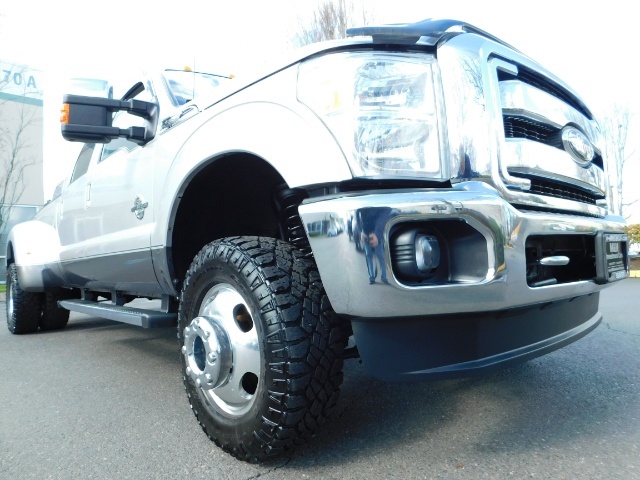 2011 Ford F-350 Super Duty Lariat / Dually / 4WD/ 6.7L DIESEL   - Photo 10 - Portland, OR 97217