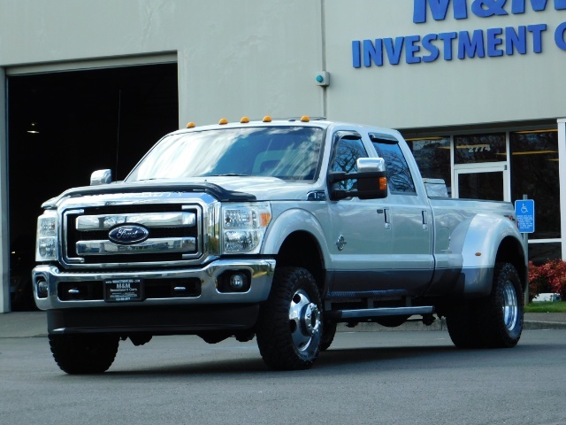 2011 Ford F-350 Super Duty Lariat / Dually / 4WD/ 6.7L DIESEL   - Photo 47 - Portland, OR 97217