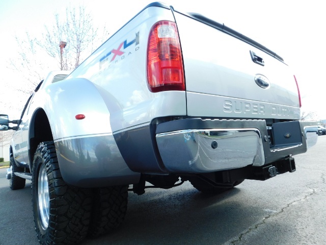 2011 Ford F-350 Super Duty Lariat / Dually / 4WD/ 6.7L DIESEL   - Photo 11 - Portland, OR 97217