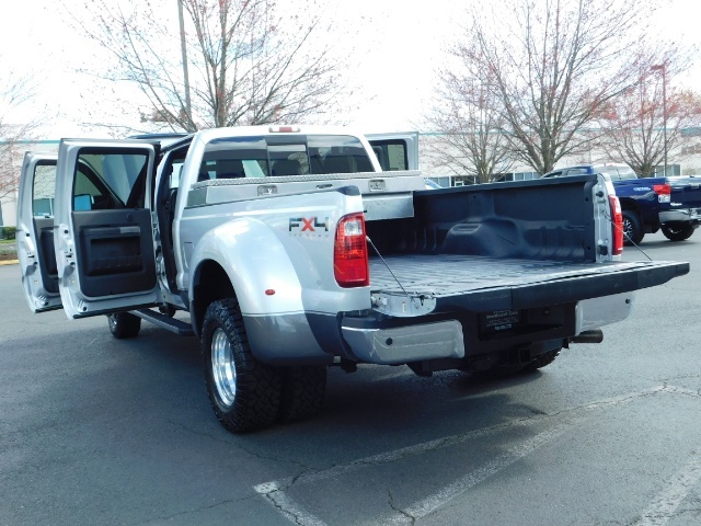 2011 Ford F-350 Super Duty Lariat / Dually / 4WD/ 6.7L DIESEL   - Photo 27 - Portland, OR 97217