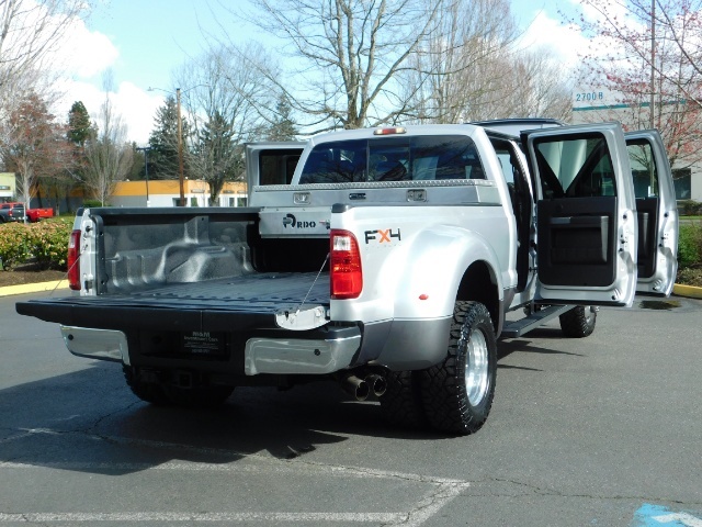 2011 Ford F-350 Super Duty Lariat / Dually / 4WD/ 6.7L DIESEL   - Photo 28 - Portland, OR 97217