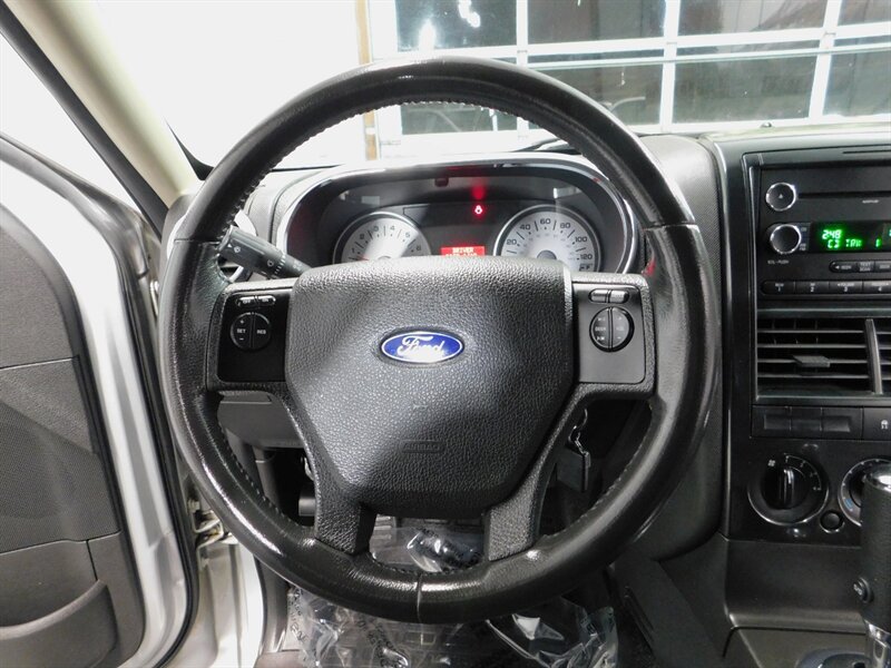 2009 Ford Explorer Sport Trac   - Photo 19 - Gladstone, OR 97027