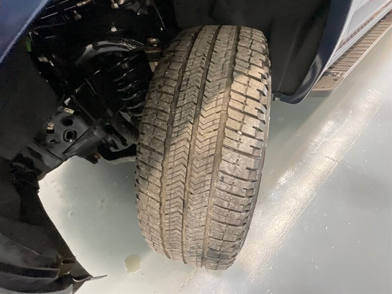2019 Ford F-150 Lariat / 4X4 / 3.5L V6 / LEATHER / PANORAMIC / NAV / BACKUP CAM / LOW MILES / EXL COND - Photo 24 - Gladstone, OR 97027