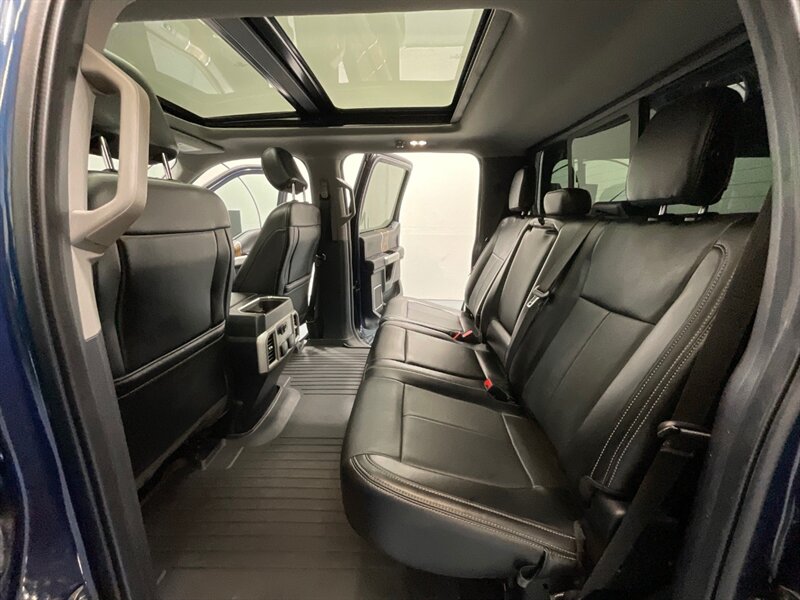 2019 Ford F-150 Lariat / 4X4 / 3.5L V6 / LEATHER / PANORAMIC / NAV / BACKUP CAM / LOW MILES / EXL COND - Photo 12 - Gladstone, OR 97027