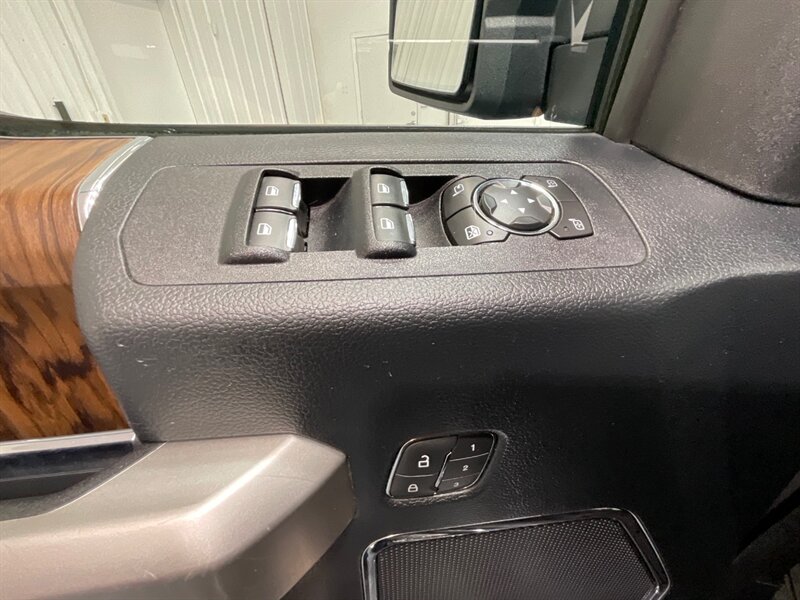 2019 Ford F-150 Lariat / 4X4 / 3.5L V6 / LEATHER / PANORAMIC / NAV / BACKUP CAM / LOW MILES / EXL COND - Photo 31 - Gladstone, OR 97027