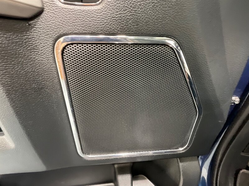 2019 Ford F-150 Lariat / 4X4 / 3.5L V6 / LEATHER / PANORAMIC / NAV / BACKUP CAM / LOW MILES / EXL COND - Photo 30 - Gladstone, OR 97027