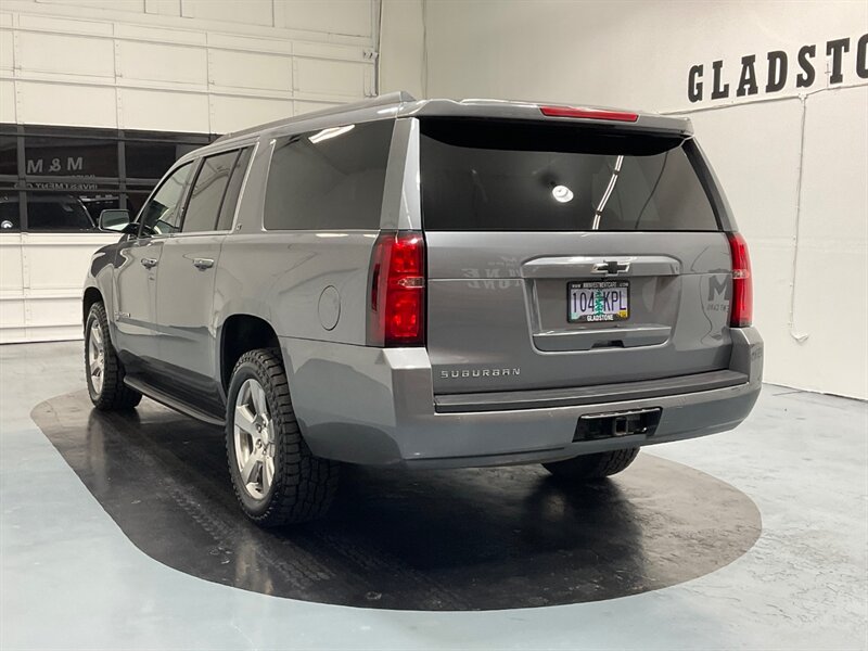 2018 Chevrolet Suburban LT   - Photo 8 - Gladstone, OR 97027