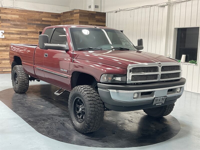 2002 Dodge Ram 2500 SLT Plus 4X4 / 5.9L DIESEL / LIFTED / LONG BED  / LOCAL TRUCK w. ZERO RUST - Photo 2 - Gladstone, OR 97027