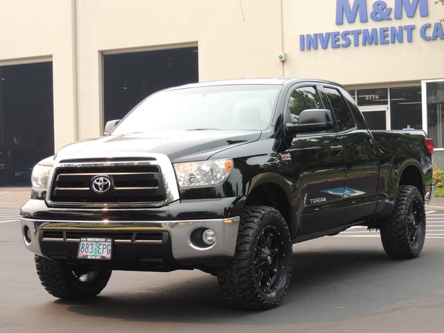 2010 Toyota Tundra Double Cab / 4X4 / 5.7L / 1-OWNER / LIFTED   - Photo 40 - Portland, OR 97217