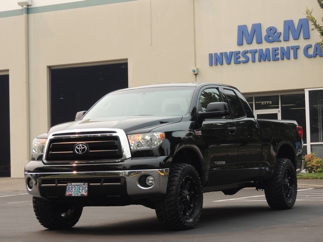 2010 Toyota Tundra Double Cab / 4X4 / 5.7L / 1-OWNER / LIFTED   - Photo 38 - Portland, OR 97217