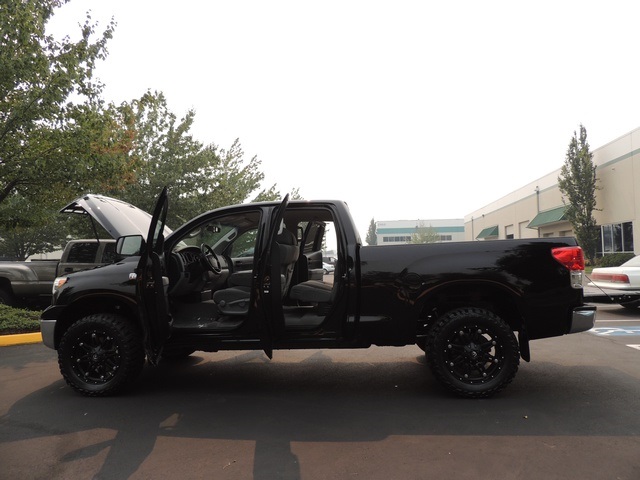 2010 Toyota Tundra Double Cab / 4X4 / 5.7L / 1-OWNER / LIFTED   - Photo 26 - Portland, OR 97217