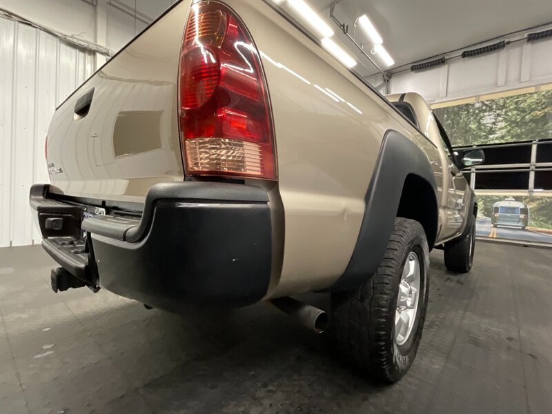 2006 Toyota Tacoma 2dr Regular Cab 4X4  2Dr 4X4 / 5-SPEED / LOCAL CLEAN NO RUST - Photo 11 - Gladstone, OR 97027