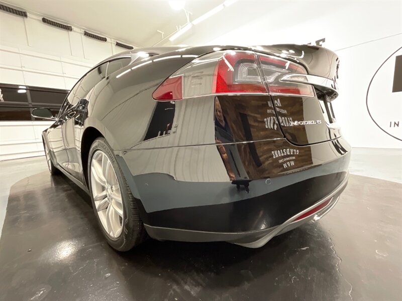 2015 Tesla Model S 85 Sedan / 1-OWNER / Auto Pilot / 53K MILES  / LOCAL CAR - Photo 51 - Gladstone, OR 97027