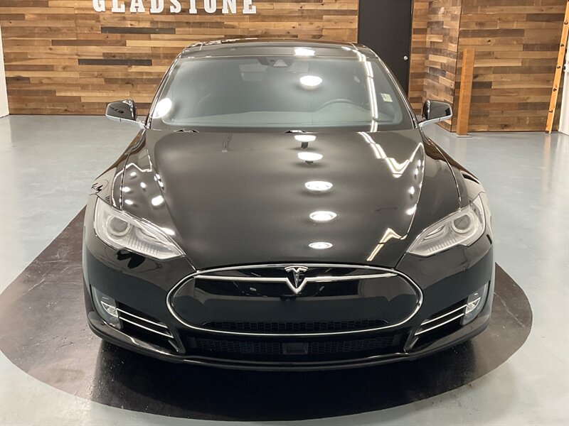 2015 Tesla Model S 85 Sedan / 1-OWNER / Auto Pilot / 53K MILES  / LOCAL CAR - Photo 6 - Gladstone, OR 97027