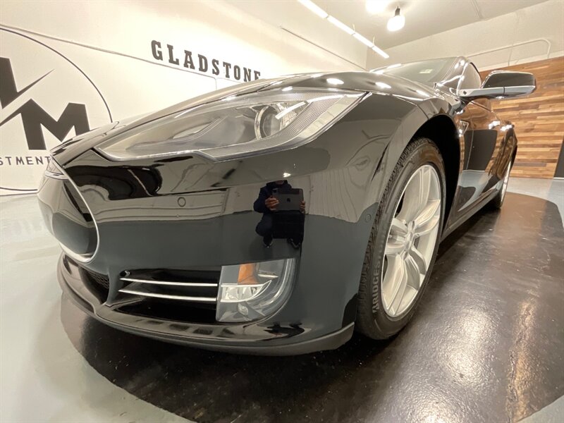 2015 Tesla Model S 85 Sedan / 1-OWNER / Auto Pilot / 53K MILES  / LOCAL CAR - Photo 52 - Gladstone, OR 97027