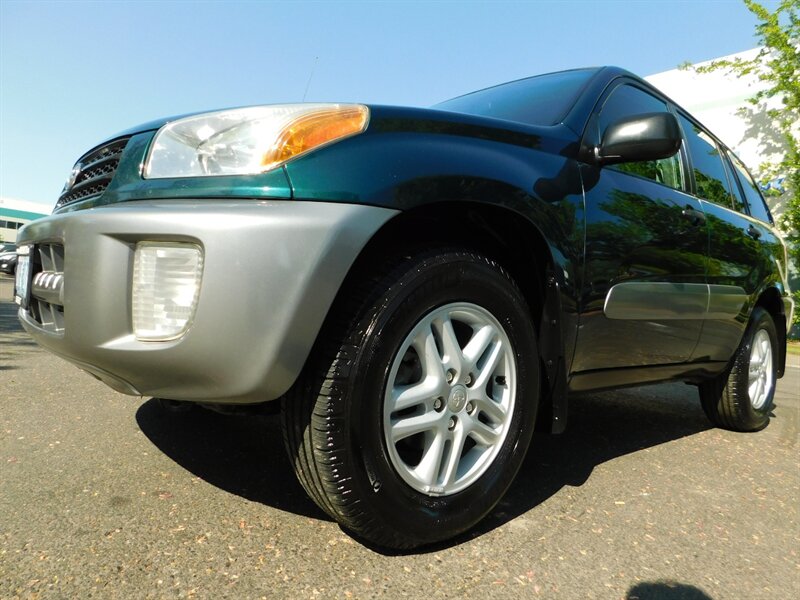 2002 Toyota RAV4 4WD / 4-cyl / Automatic / Clean Title / LOW MILES   - Photo 9 - Portland, OR 97217