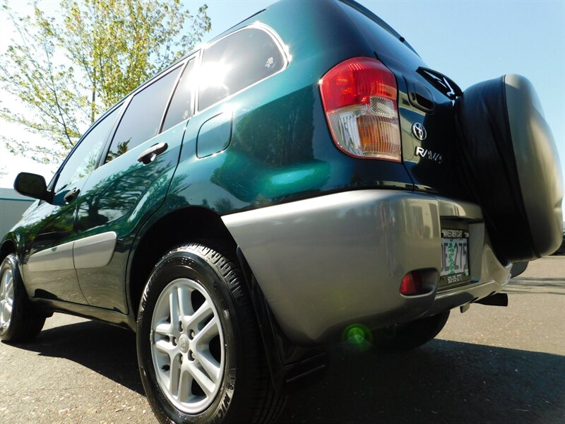 2002 Toyota RAV4 4WD / 4-cyl / Automatic / Clean Title / LOW MILES   - Photo 11 - Portland, OR 97217